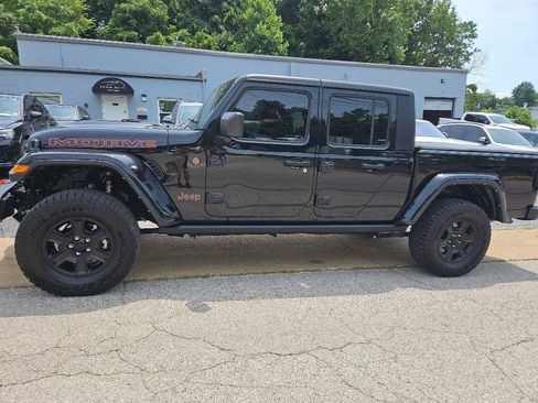 Used 2022 Jeep Gladiator Mojave w/ Cold Weather Group AWD/4WD image 1