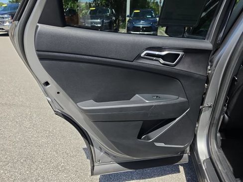 Certified 2023 Kia Sportage LX FWD image 12