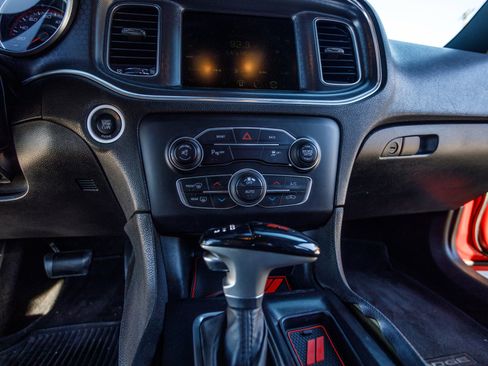 Used 2015 Dodge Charger R/T w/ Driver Confidence Group image 24