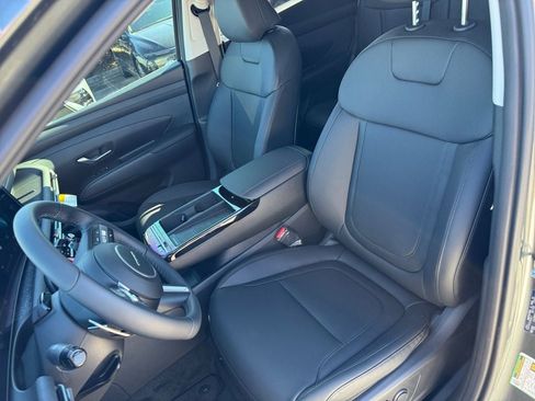 New 2025 Hyundai Tucson SEL image 18
