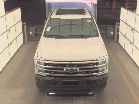 Used 2024 Ford F250 King Ranch w/ FX4 Off-Road Package image 16