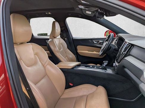 Used 2019 Volvo XC60 T5 Inscription w/ Protection Package Premier FWD image 19