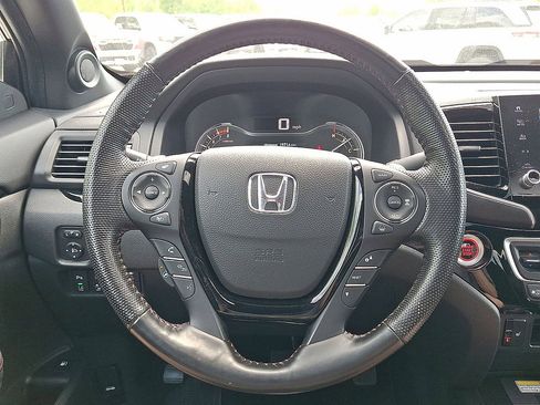 Used 2023 Honda Ridgeline Black Edition image 16