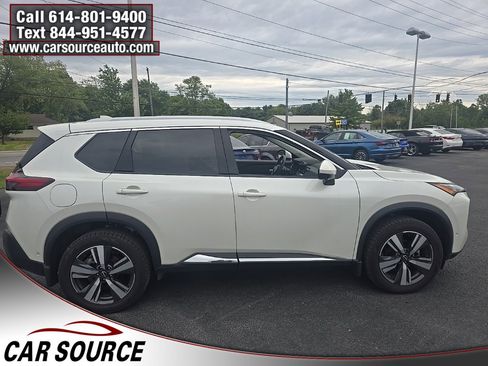 Used 2022 Nissan Rogue SL w/ SL Premium Package image 6