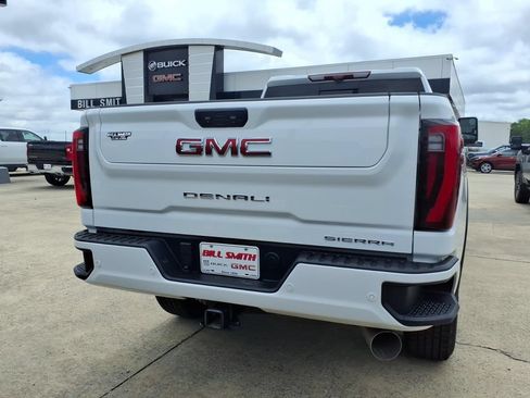 Used 2024 GMC Sierra 2500 Denali w/ Denali Reserve Package AWD/4WD image 6
