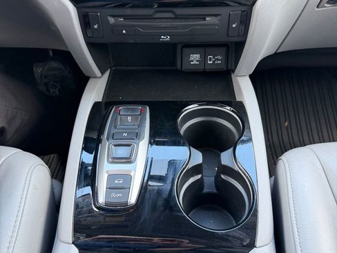 Used 2019 Honda Pilot Touring image 18