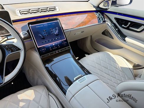 Used 2022 Mercedes-Benz S 580 4MATIC Sedan image 30