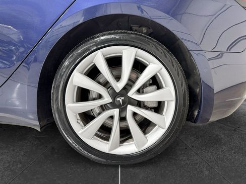 Used 2018 Tesla Model 3 Long Range RWD image 31