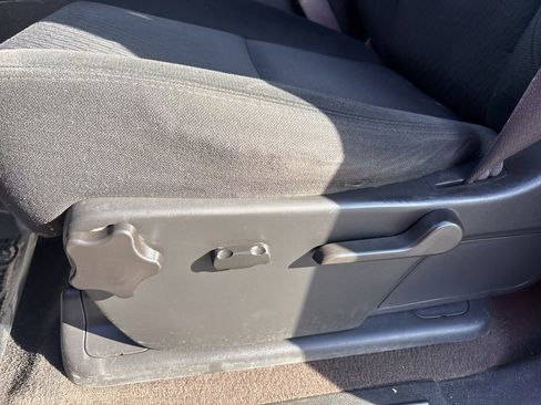 Used 2014 GMC Sierra 2500 SLE w/ Suspension Package, Off-Road image 25