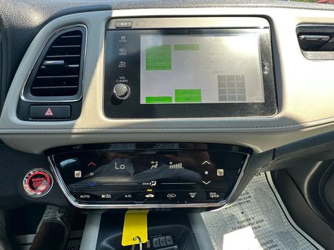 Used 2021 Honda HR-V EX image 14