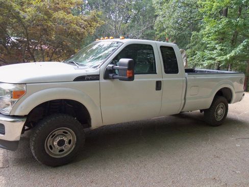 Used 2012 Ford F250 XL w/ PWR Equipment Group image 7