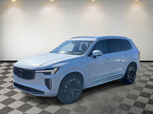 New 2026 Volvo XC90 T8 Ultra w/ Lounge Package image 7