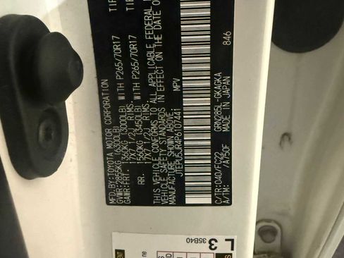 Certified 2023 Toyota 4Runner TRD Off-Road image 38