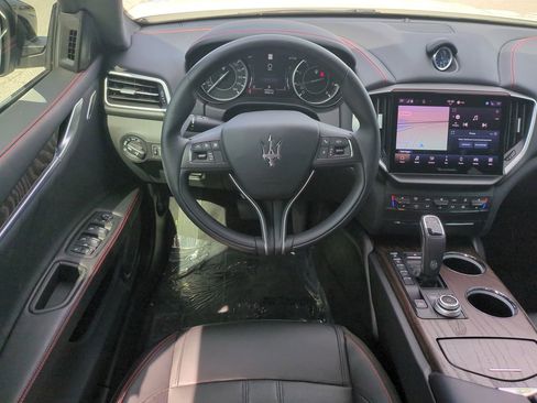 New 2024 Maserati Ghibli Modena Ultima Q4 image 14