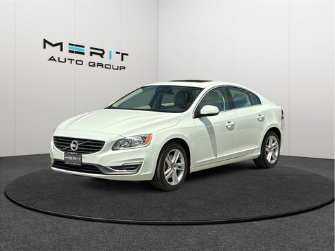 Used 2014 Volvo S60 T5 FWD image 4