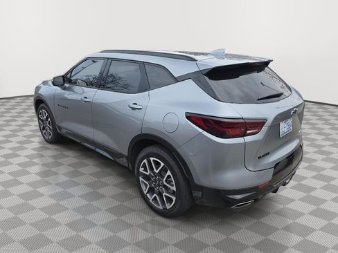 Used 2025 Chevrolet Blazer RS w/ Driver Confidence II Package image 3