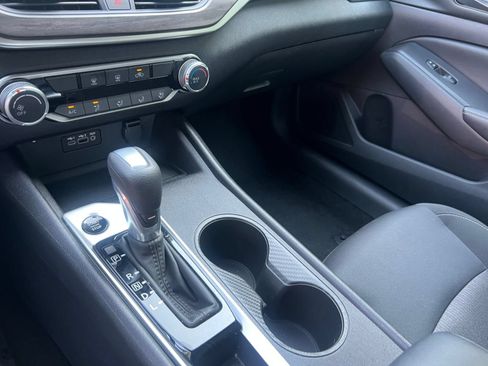 Used 2026 Nissan Altima 2.5 SV FWD image 37