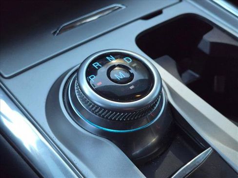 Used 2020 Ford Explorer Limited RWD image 8