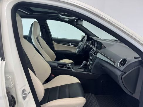 Used 2014 Mercedes-Benz C 63 AMG Sedan image 16