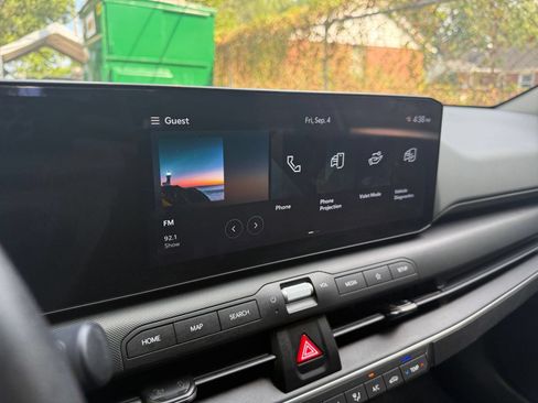Used 2025 Kia K4 FWD image 19