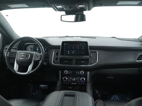 Used 2023 GMC Yukon SLT image 14