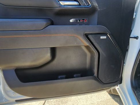 Used 2025 GMC Sierra 1500 AT4 AWD/4WD image 10