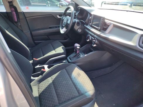 Used 2020 Kia Rio LX FWD image 4
