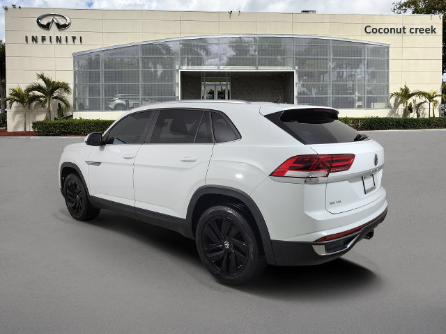 Used 2023 Volkswagen Atlas Cross Sport SE AWD/4WD image 3