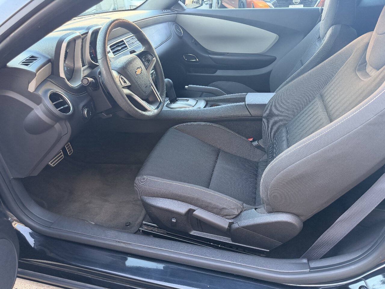 Used 2015 Chevrolet Camaro LS RWD image 19