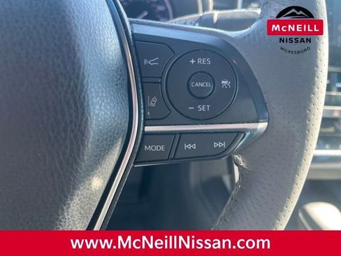 Used 2019 Toyota Avalon Limited w/ Advanced Safety Package image 28