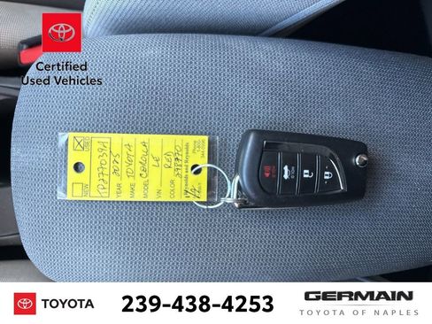 Used 2025 Toyota Corolla LE FWD image 21