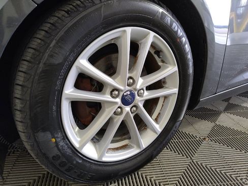 Used 2017 Ford Focus SE FWD image 31