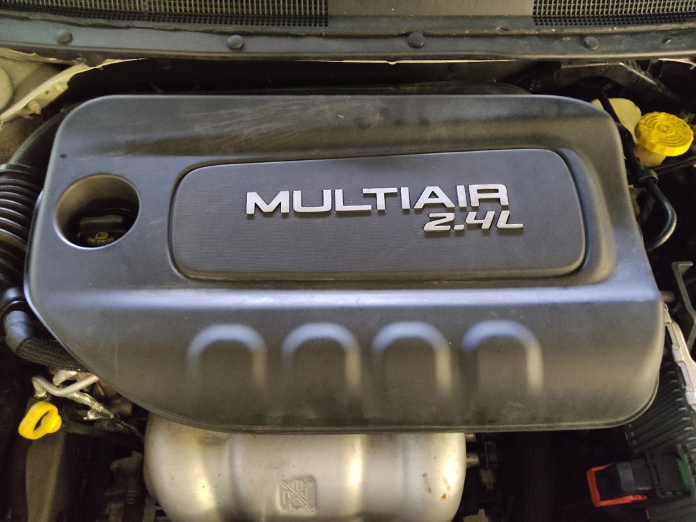 Used 2016 Chrysler 200 Limited FWD image 30