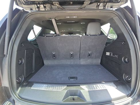 Used 2023 GMC Yukon Denali AWD/4WD image 15