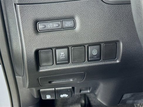 Used 2024 Nissan Murano SV w/ SV Midnight Edition Package image 21