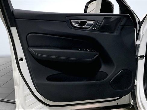 Certified 2023 Volvo XC60 B5 Ultimate w/ Climate Package image 24