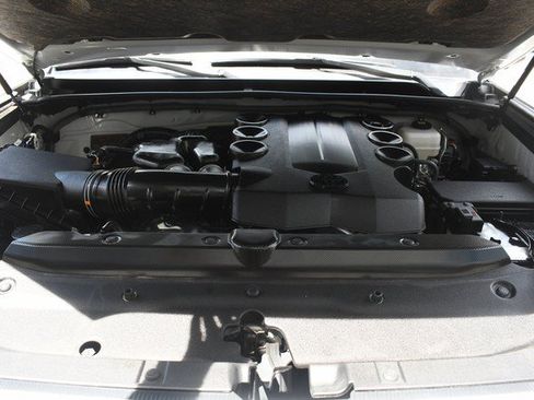 Certified 2024 Toyota 4Runner Limited AWD/4WD image 30