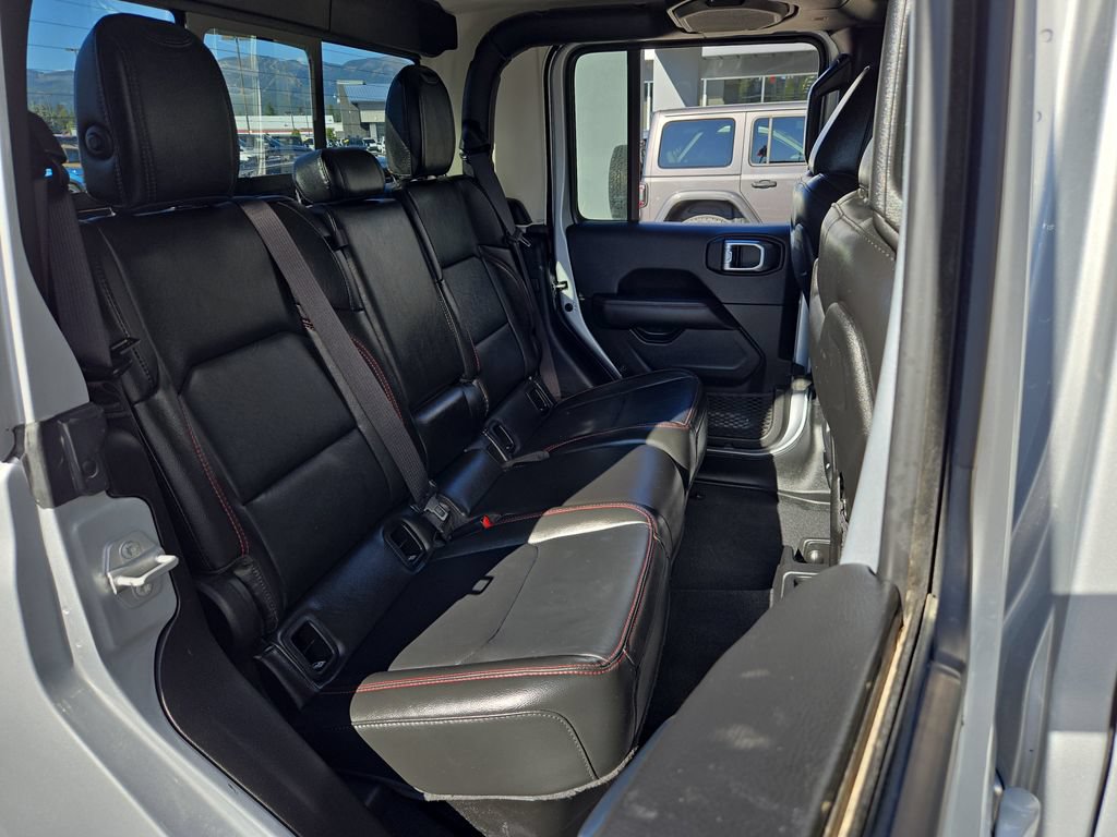 Used 2022 Jeep Gladiator Rubicon w/ LED Lighting Group AWD/4WD image 15