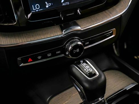 Used 2019 Volvo XC60 T5 Inscription w/ Protection Package Premier FWD image 27