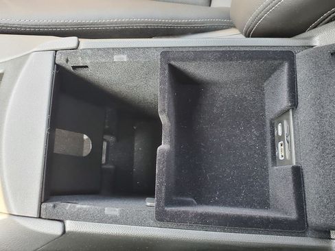 Certified 2024 Cadillac XT5 Premium Luxury w/ LPO, Floor Liner Package AWD/4WD image 29