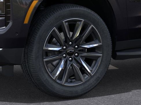 New 2026 Chevrolet Suburban LS RWD image 10