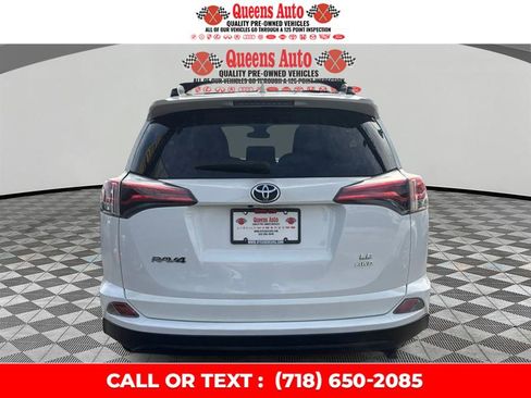 Used 2017 Toyota RAV4 LE image 5