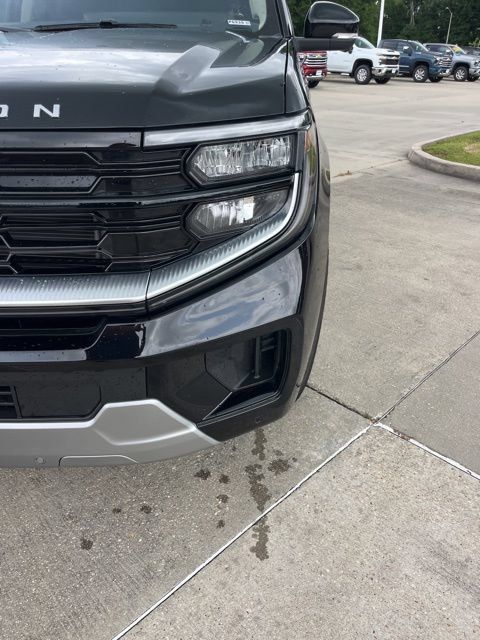 Used 2025 Ford Expedition Platinum AWD/4WD image 15