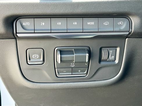 New 2026 Cadillac Escalade Sport w/ Touring Package AWD/4WD image 20