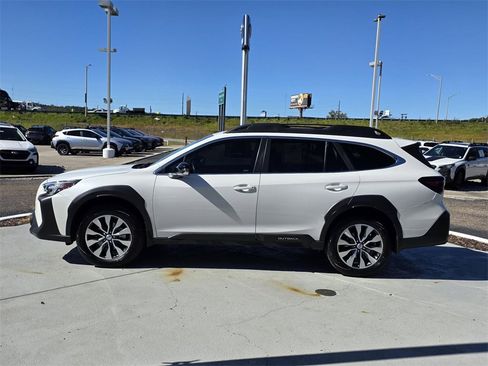 Used 2023 Subaru Outback Limited XT image 6