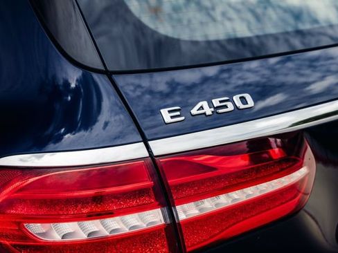 Used 2019 Mercedes-Benz E 450 4MATIC Wagon image 30