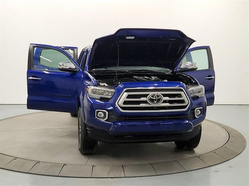 Used 2023 Toyota Tacoma Limited image 10