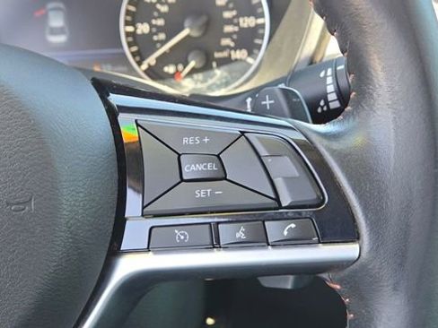 Used 2024 Nissan Altima 2.5 SR FWD image 19