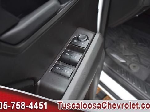 Used 2026 Chevrolet Colorado W/T w/ WT Custom Package AWD/4WD image 17