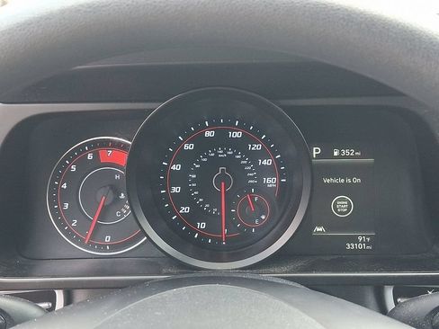 Used 2023 Hyundai Elantra SEL FWD image 20